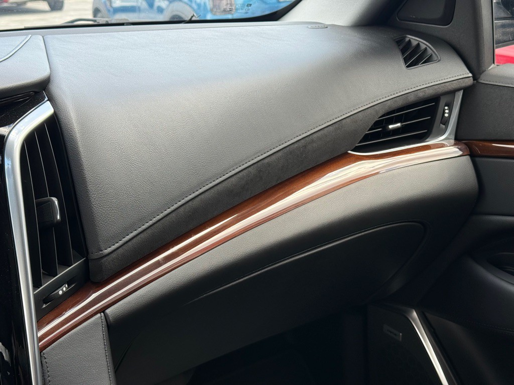 2020 Cadillac Escalade Image 30