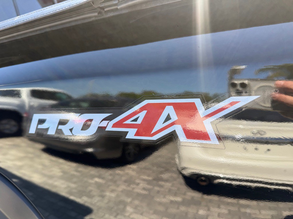 2022 Nissan Frontier Image 10