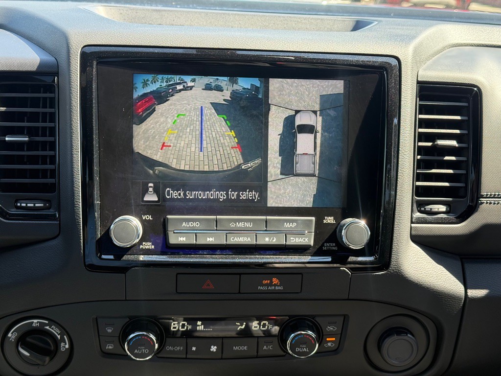 2022 Nissan Frontier Image 18