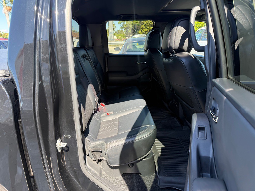 2022 Nissan Frontier Image 31