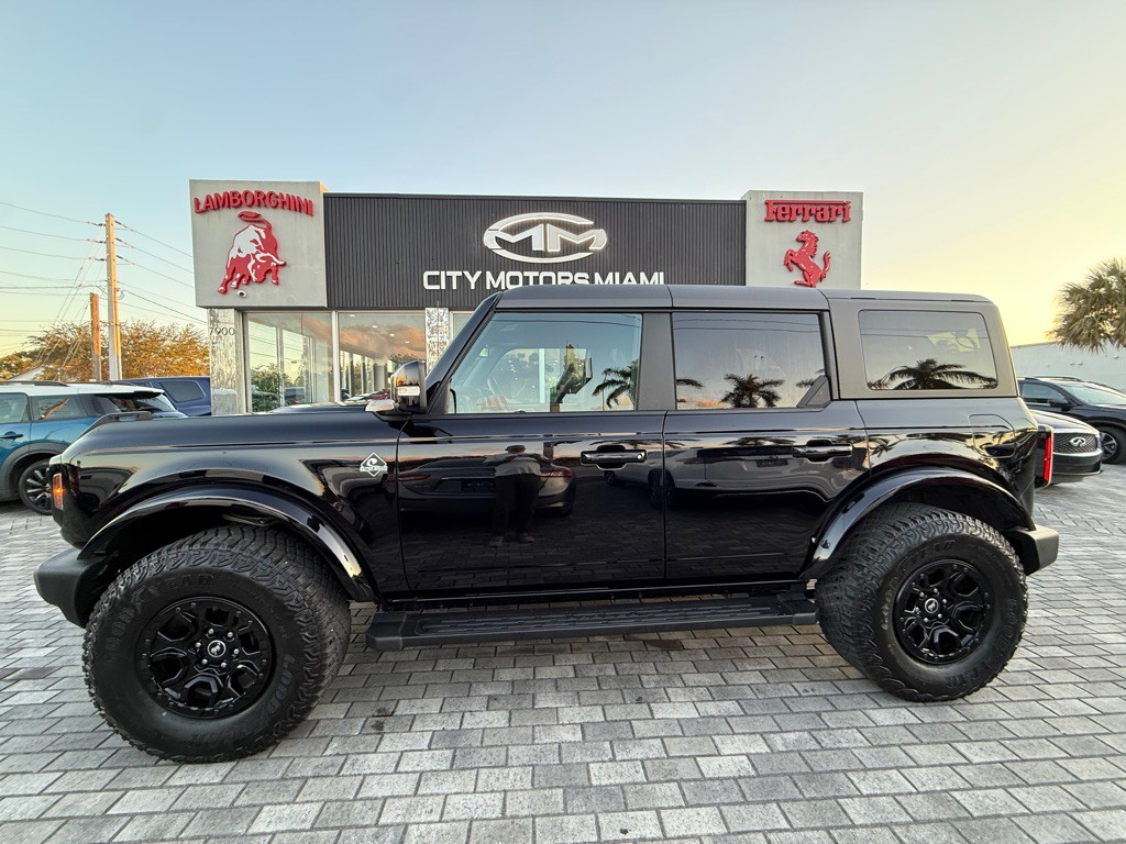2022 Ford Bronco Image 4