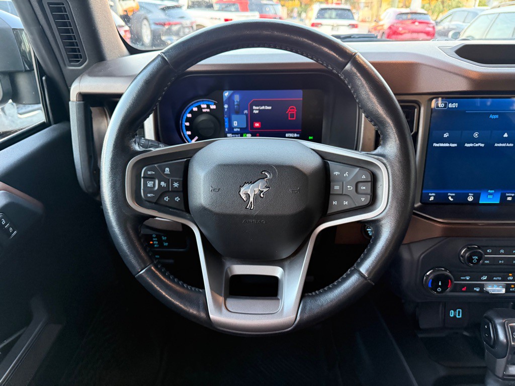 2022 Ford Bronco Image 13