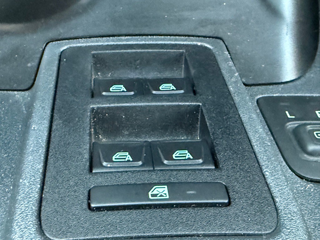 2022 Ford Bronco Image 24