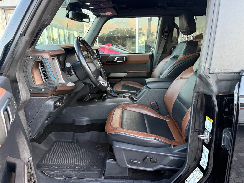 2022 Ford Bronco Image 28