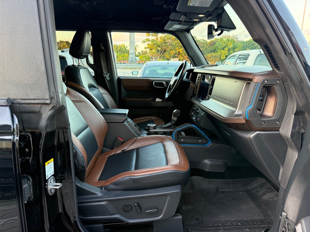 2022 Ford Bronco Image 35