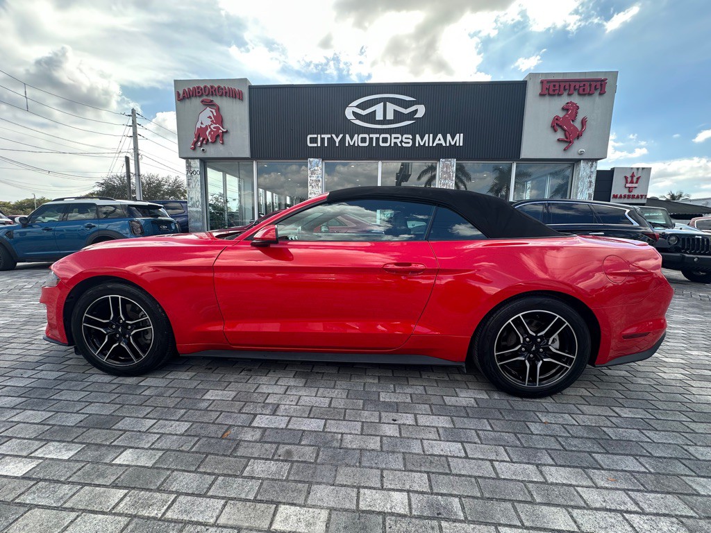 2022 Ford Mustang Image 5