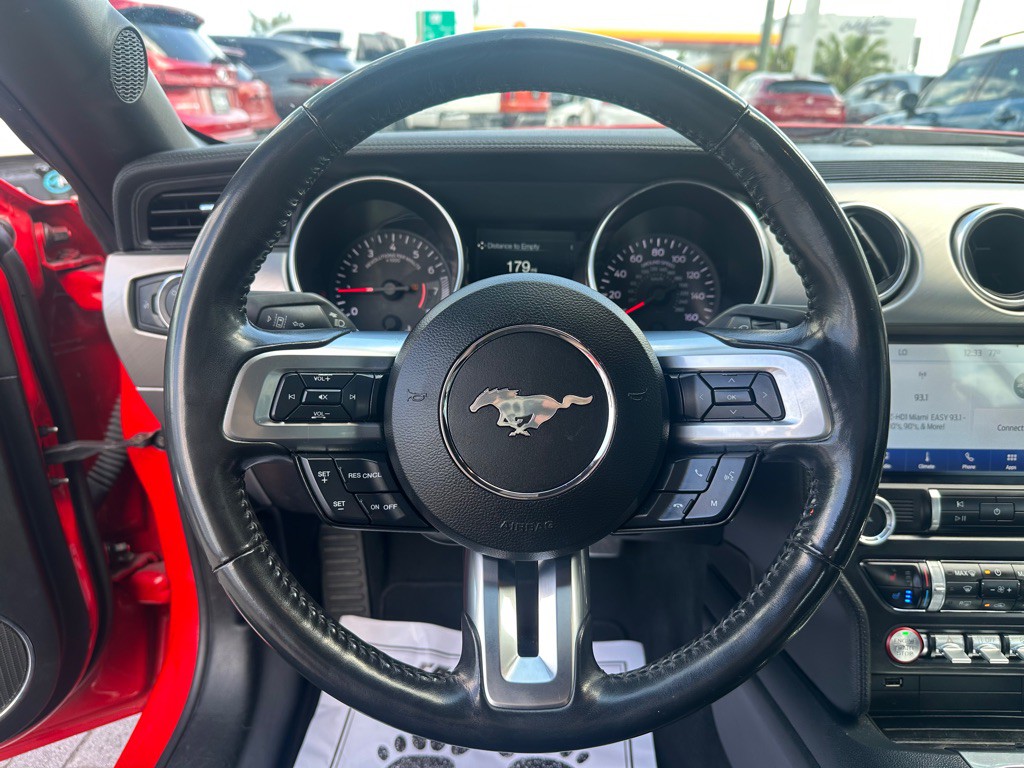 2022 Ford Mustang Image 13