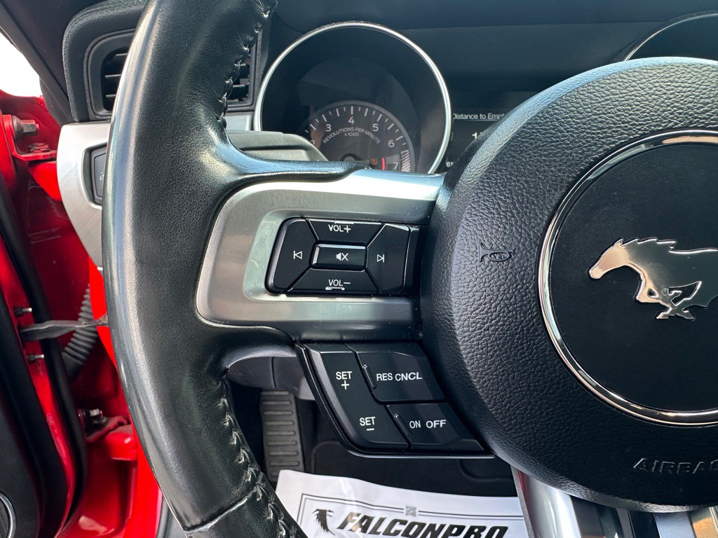 2022 Ford Mustang Image 14