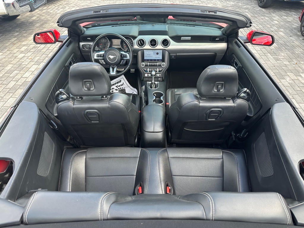 2022 Ford Mustang Image 25