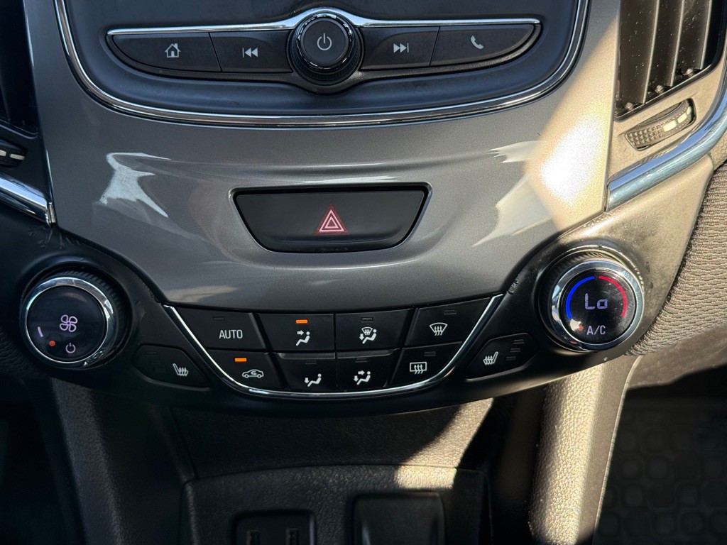 2019 Chevrolet Cruze Image 21