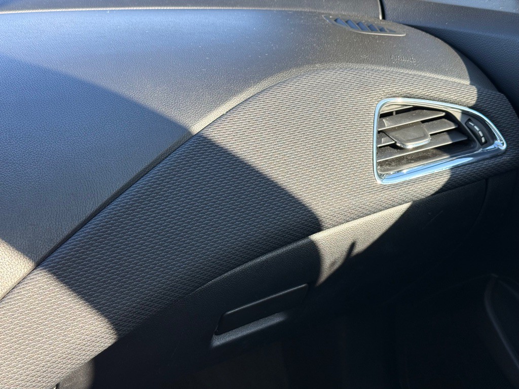 2019 Chevrolet Cruze Image 23