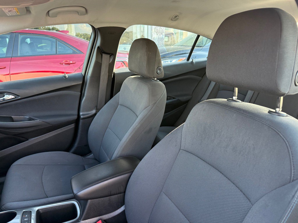 2019 Chevrolet Cruze Image 26