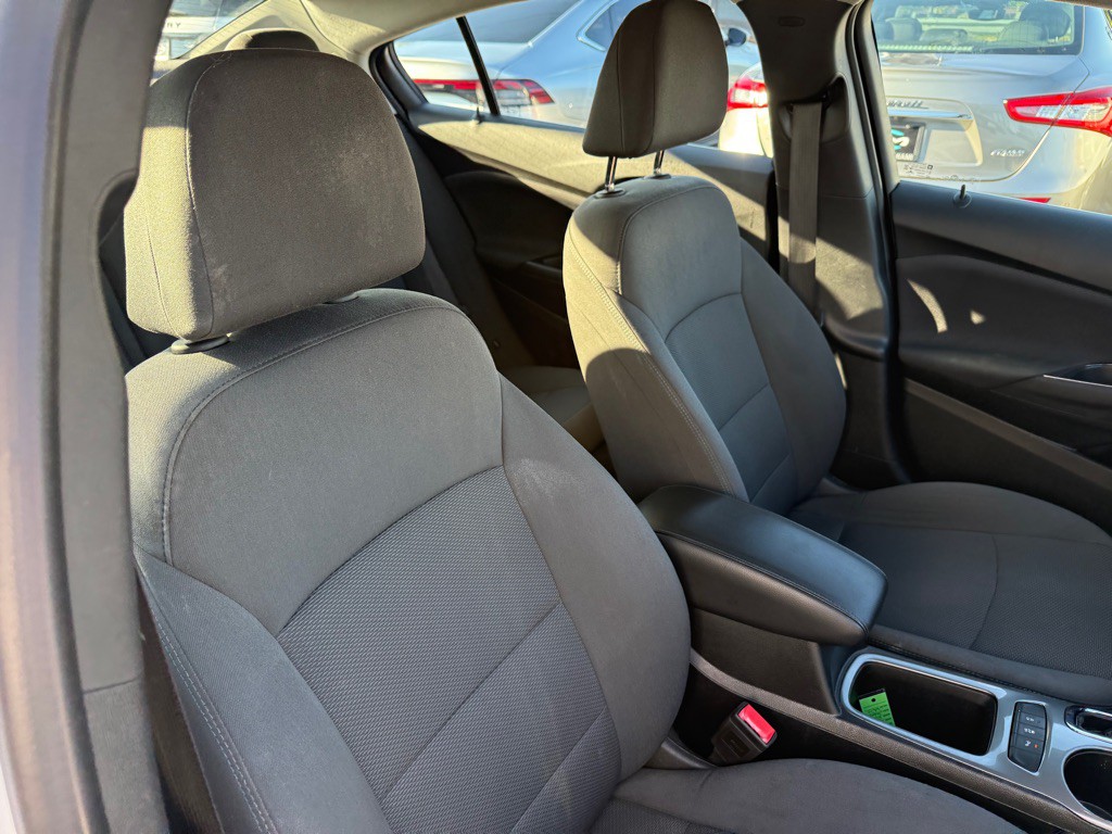 2019 Chevrolet Cruze Image 29