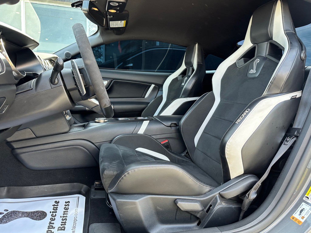 2021 Ford Mustang Image 15