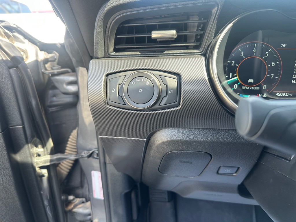 2021 Ford Mustang Image 21