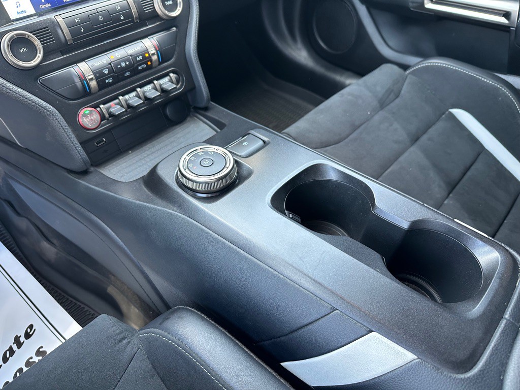 2021 Ford Mustang Image 25