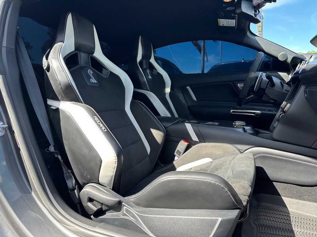 2021 Ford Mustang Image 29