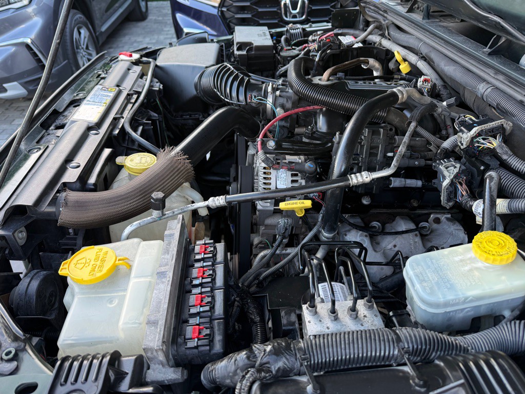 2010 Jeep Wrangler Unlimited Image 38