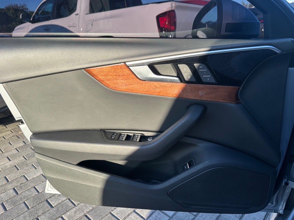2023 Audi A4 Image 9