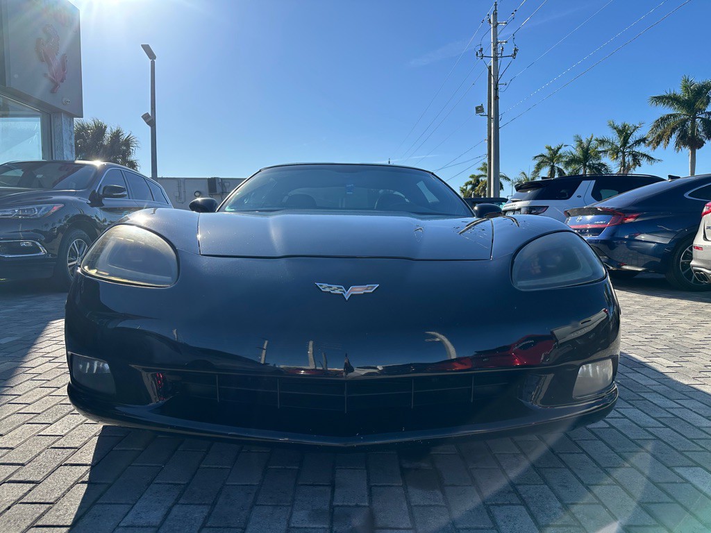 2010 Chevrolet Corvette Image 2