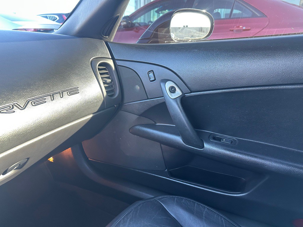 2010 Chevrolet Corvette Image 18