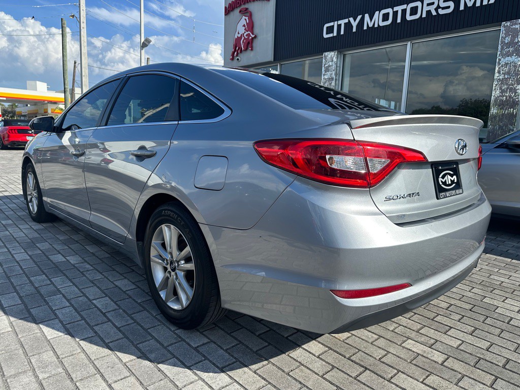 2017 Hyundai Sonata Image 5