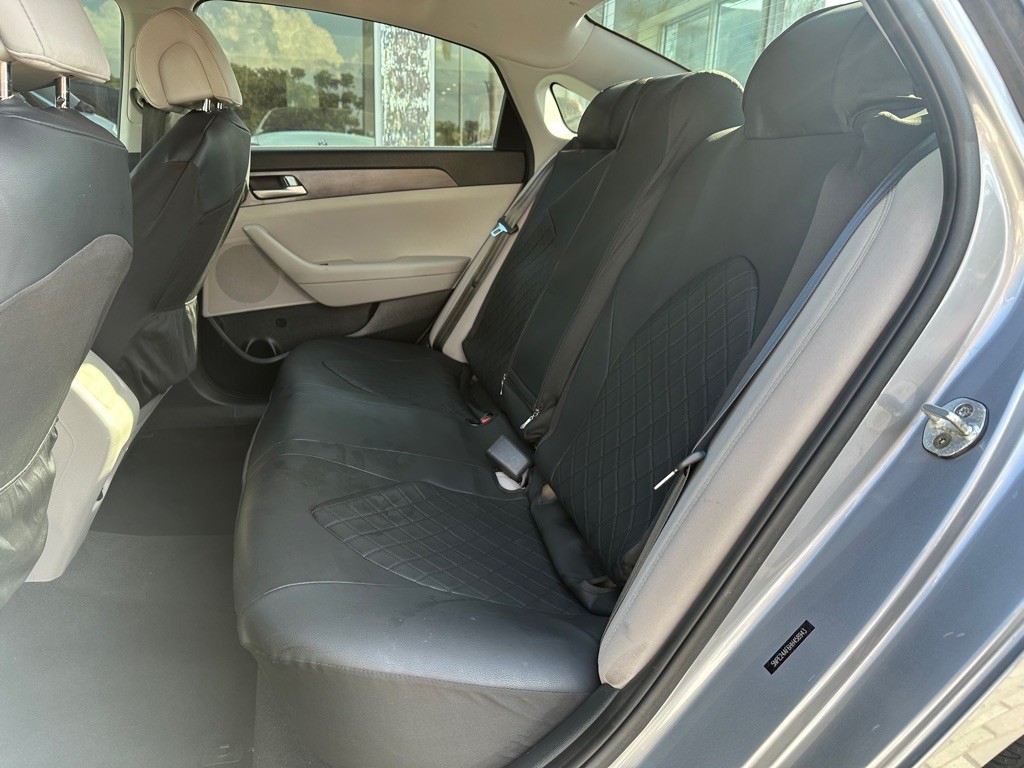 2017 Hyundai Sonata Image 21