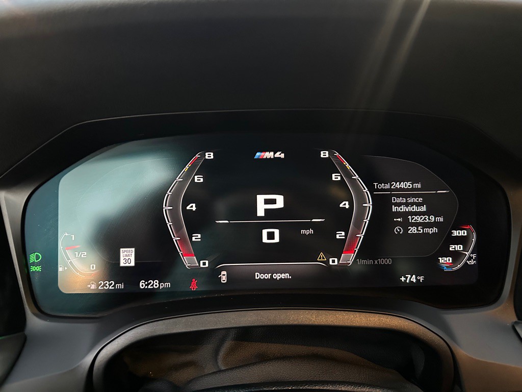 2023 BMW M4 Image 26