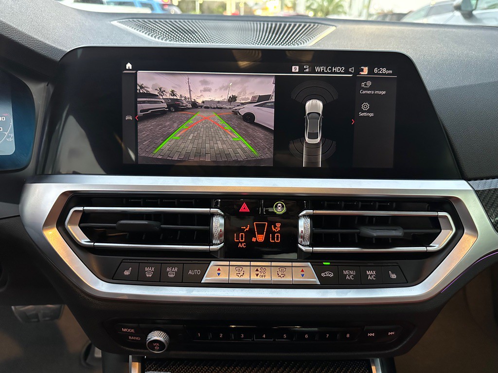 2023 BMW M4 Image 27