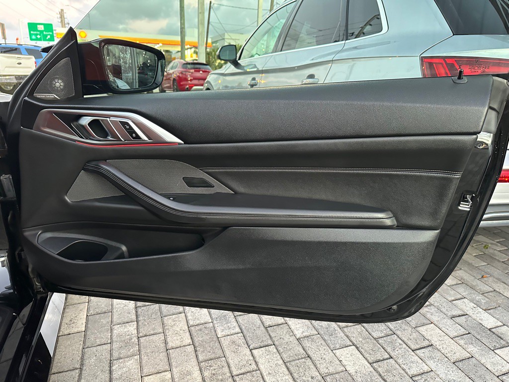 2023 BMW M4 Image 33