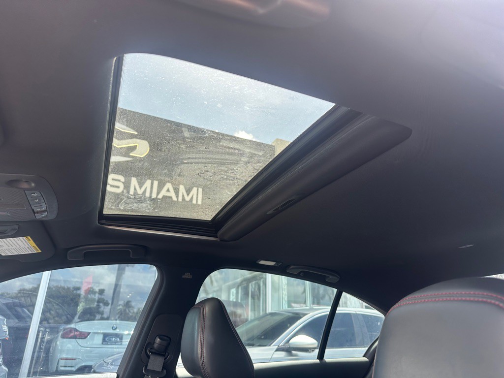 2021 INFINITI Q50 Image 12