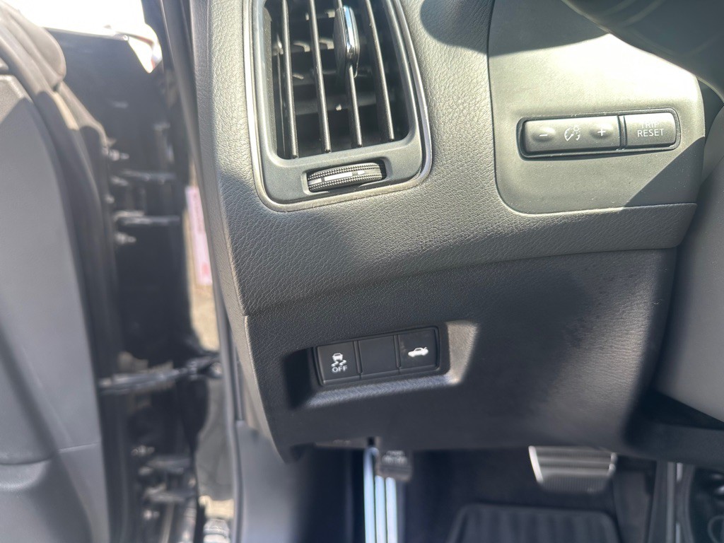 2021 INFINITI Q50 Image 17