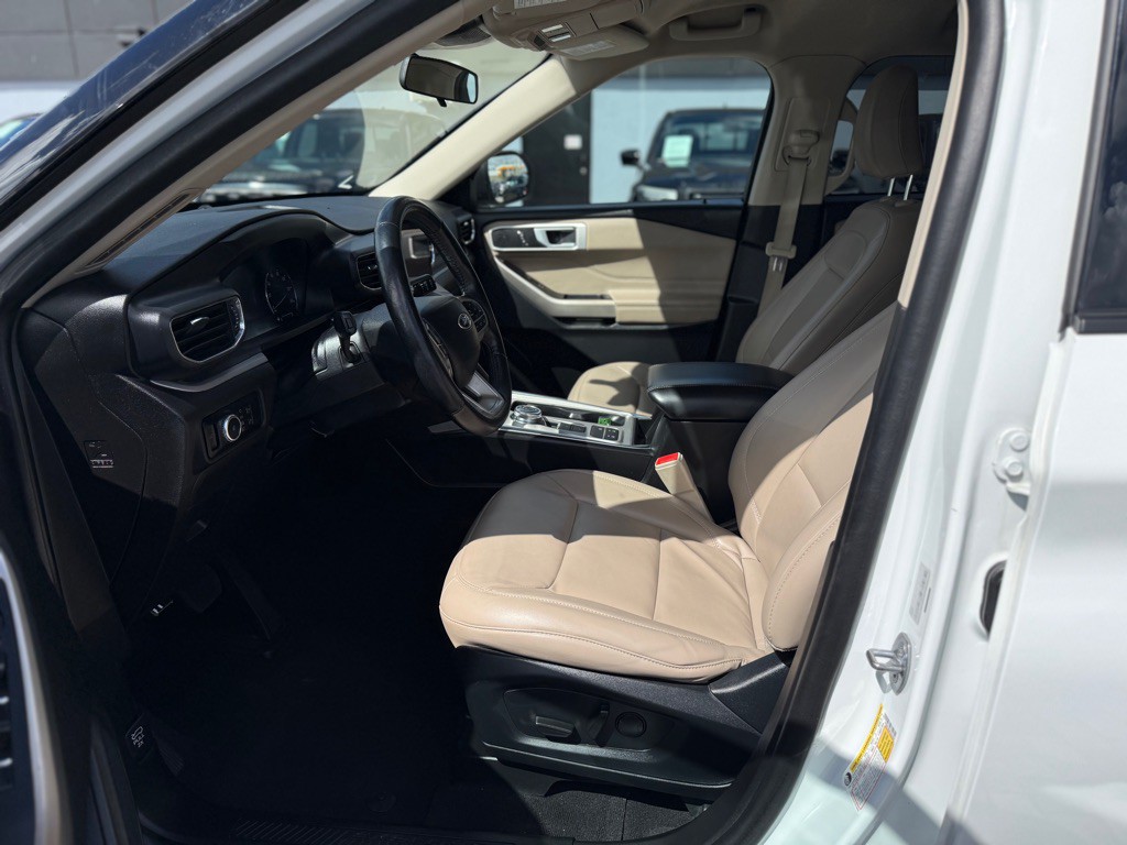 2023 Ford Explorer Image 25