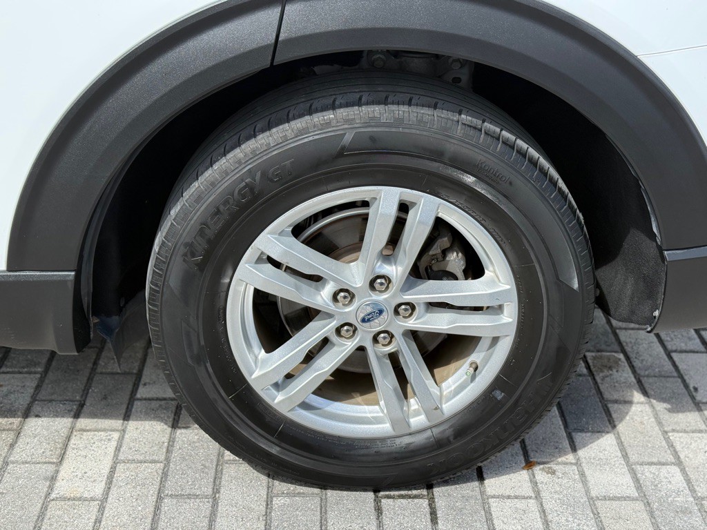 2023 Ford Explorer Image 34