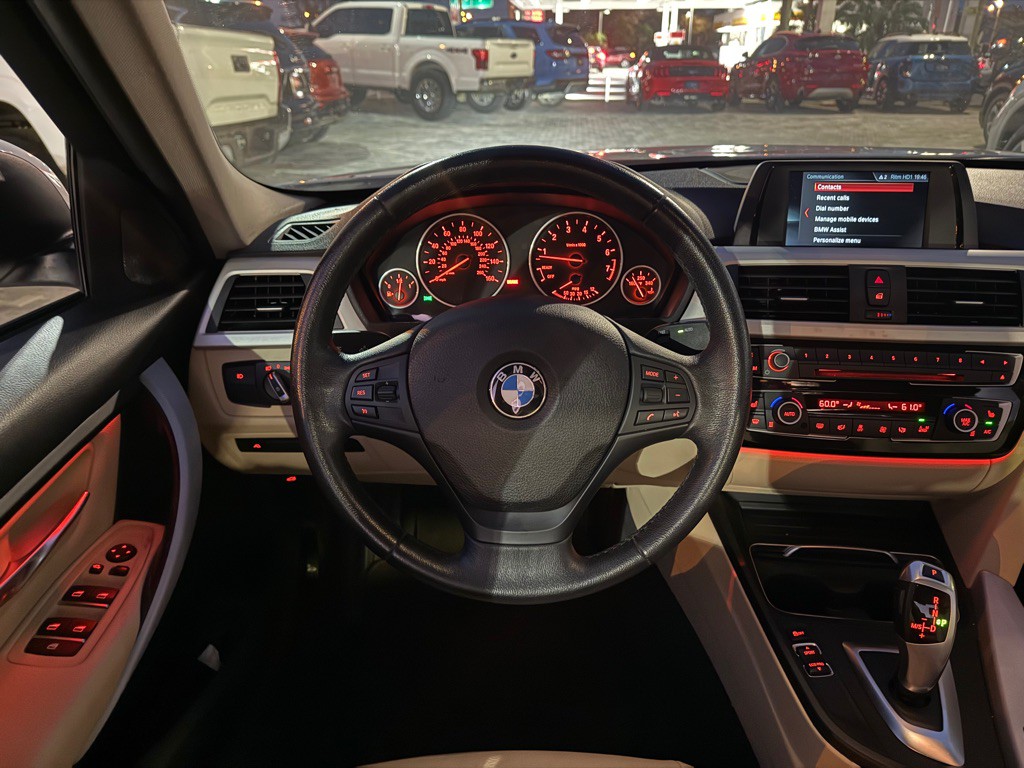 2018 BMW 3 Series Image 15