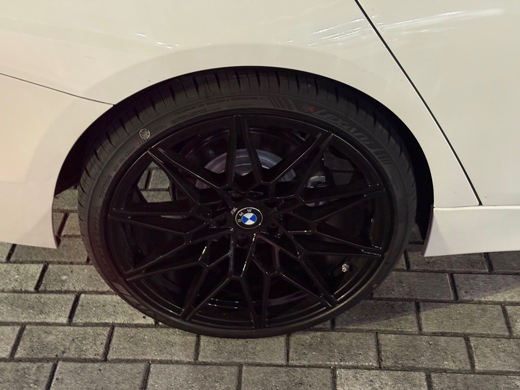 2018 BMW 3 Series Image 36