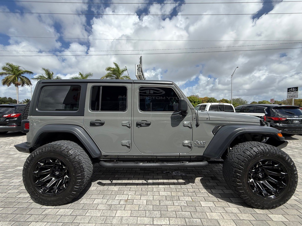 2019 Jeep Wrangler Unlimited Image 11