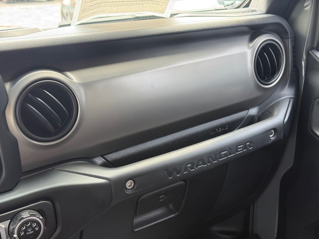 2019 Jeep Wrangler Unlimited Image 25