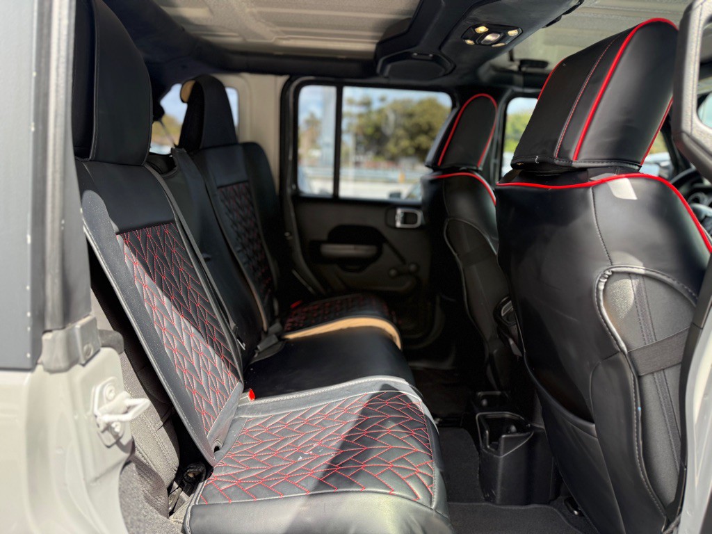 2019 Jeep Wrangler Unlimited Image 32