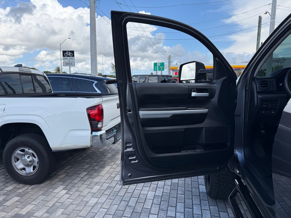 2018 Toyota Tundra Image 25