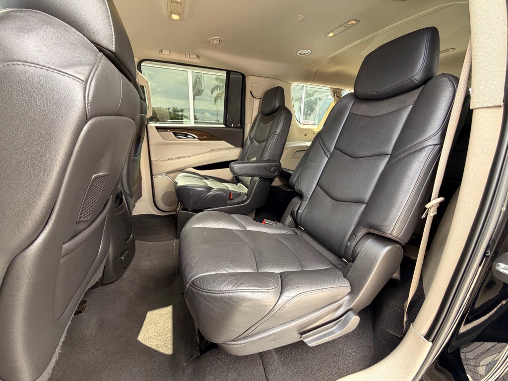 2018 Cadillac Escalade Image 22