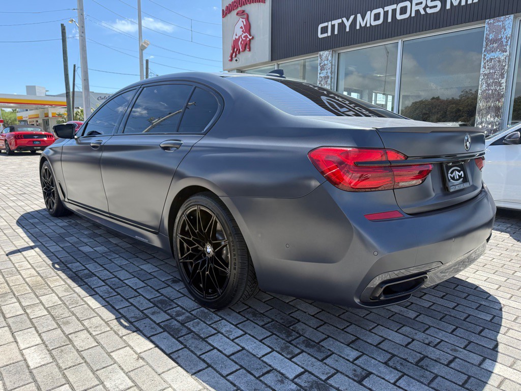 2017 BMW 7 Series Image 5