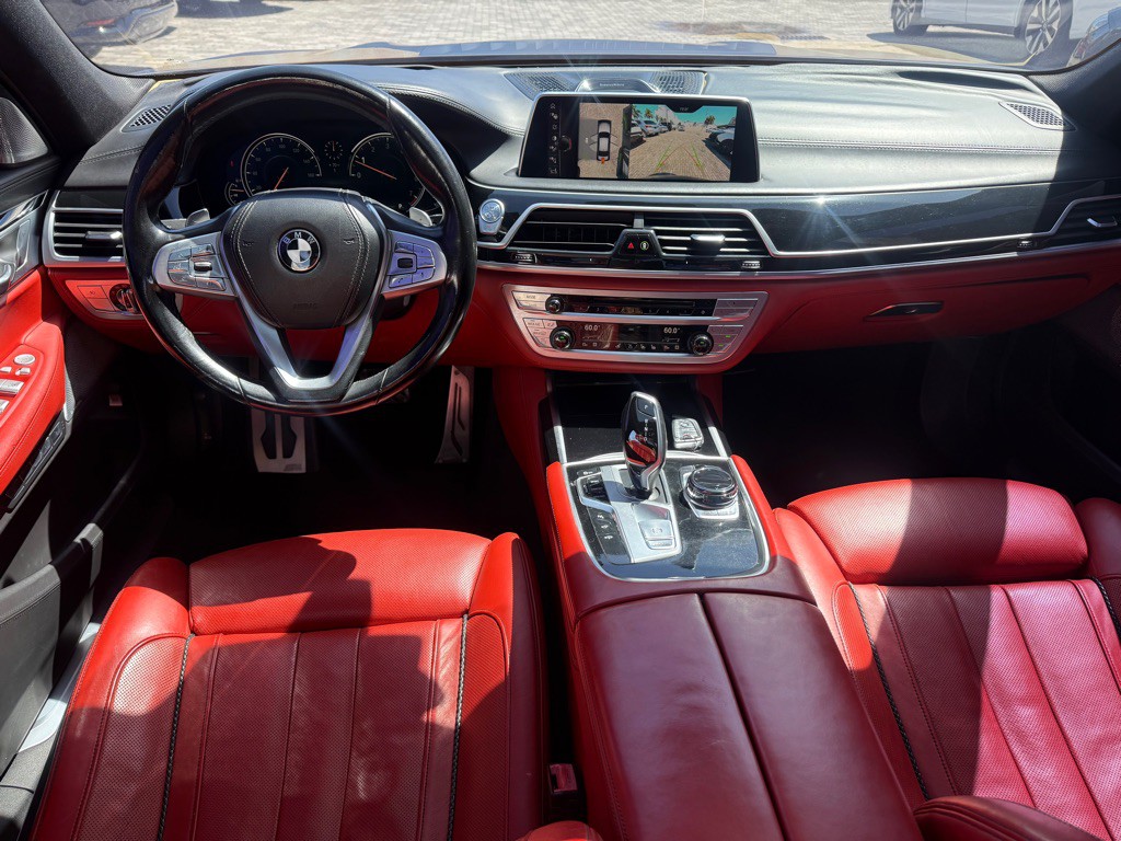 2017 BMW 7 Series Image 12