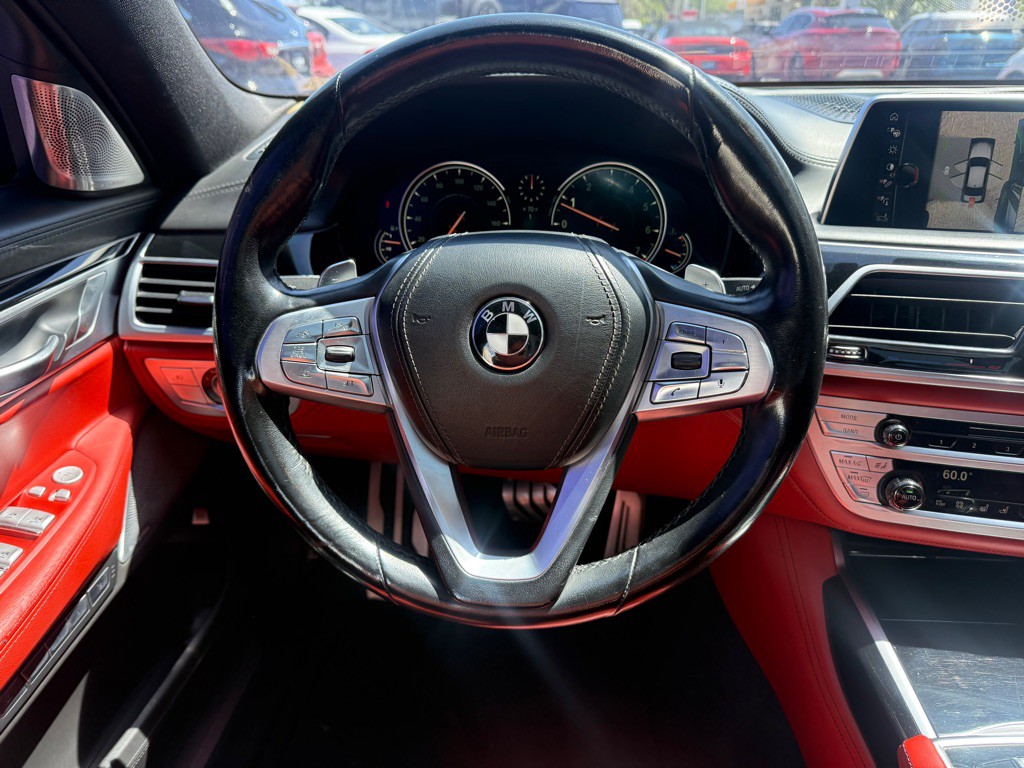 2017 BMW 7 Series Image 14