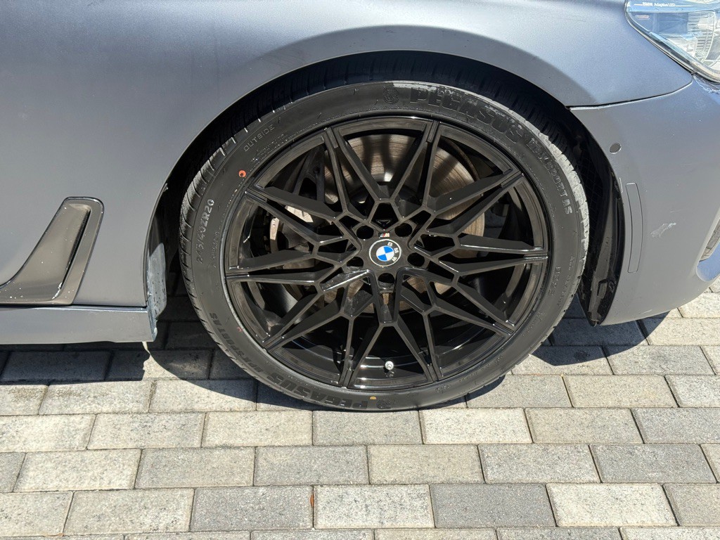 2017 BMW 7 Series Image 36