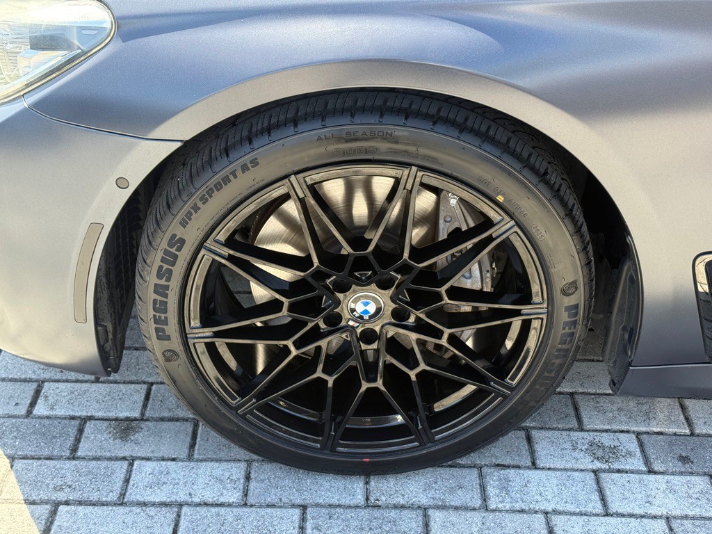 2017 BMW 7 Series Image 37