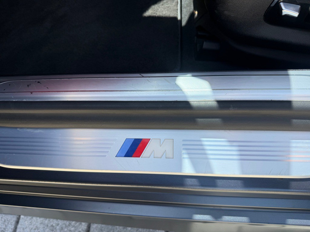 2017 BMW 7 Series Image 39