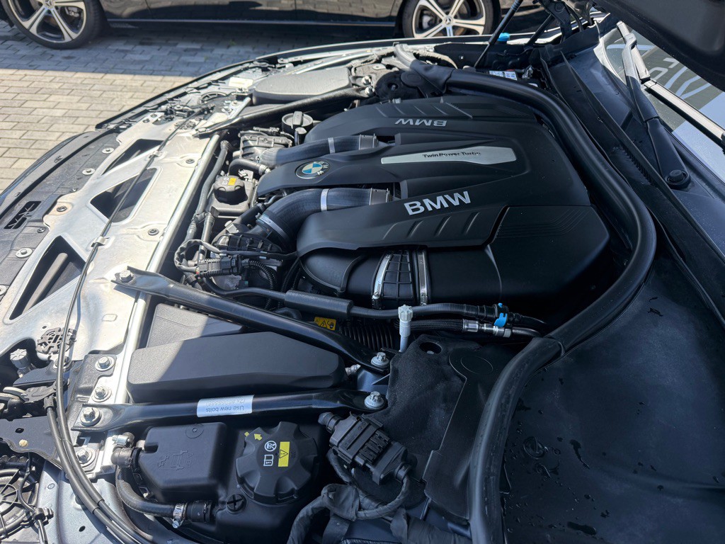 2017 BMW 7 Series Image 42