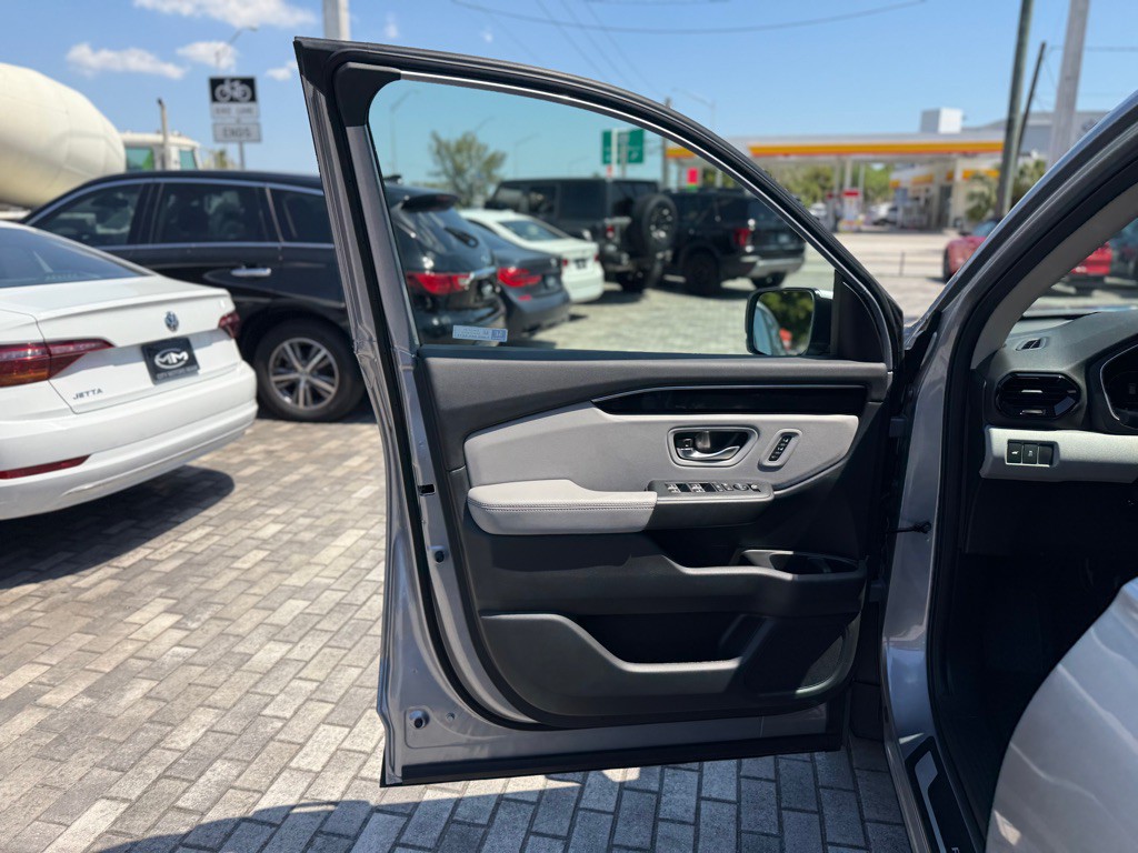 2025 Honda Pilot Image 28