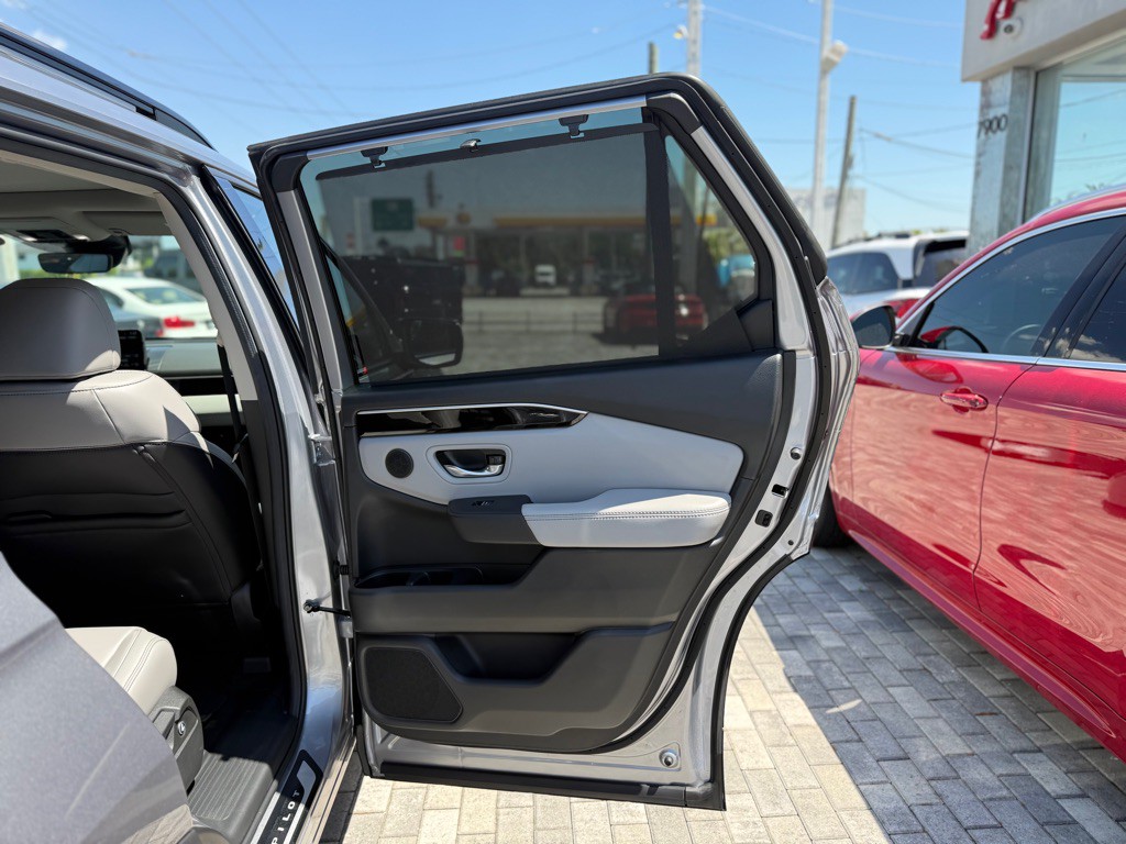 2025 Honda Pilot Image 36